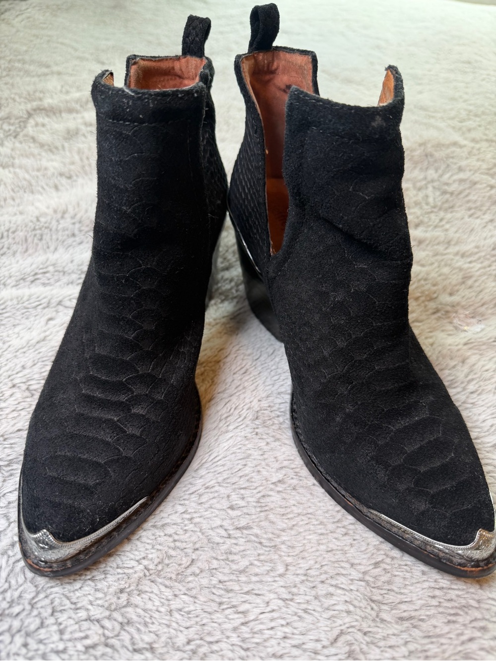 Jeffrey Campbell Cromwell
Cutout Western Boot Black SZ 5.5 - Picture 2 of 11